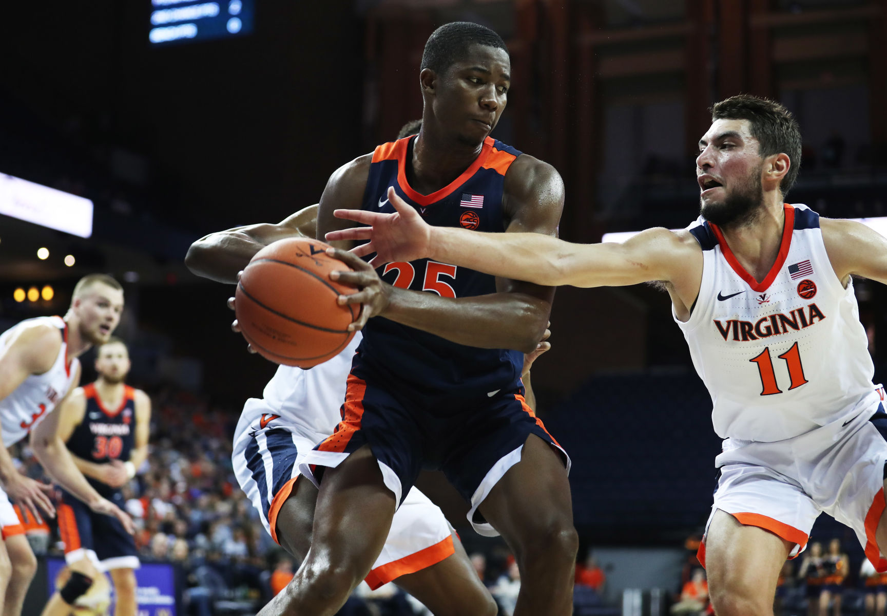CDP 1014 Uva Hoops 449.JPG